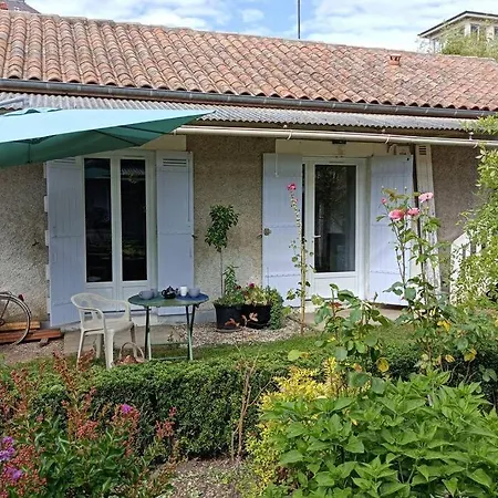 Un paradis de verdure en plein centre ville Périgueux Extérieur photo